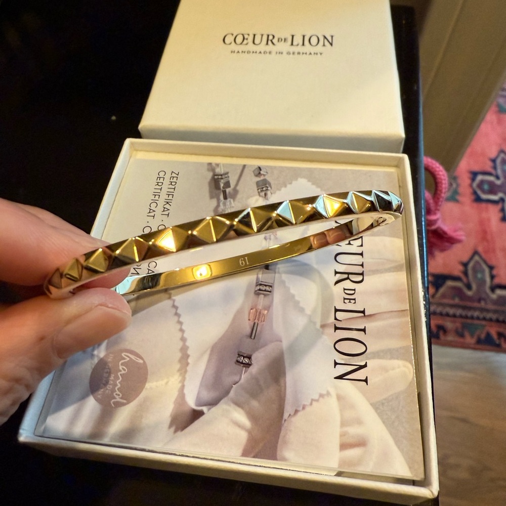 Coeur de Lion Spiked Bangle Yellow Gold - Sz 19cm
